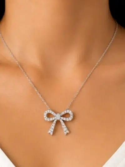 Pavé Bow Worn